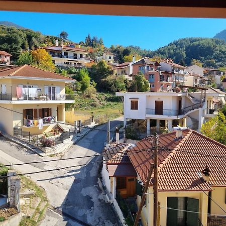 Kalavrita Krinides Apartment And Attics 외부 사진
