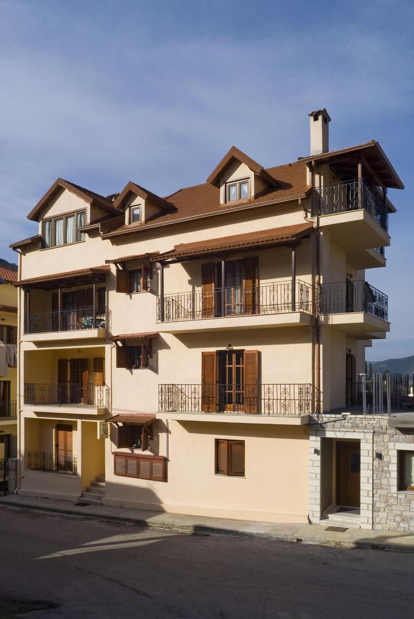 Kalavrita Krinides Apartment And Attics 외부 사진