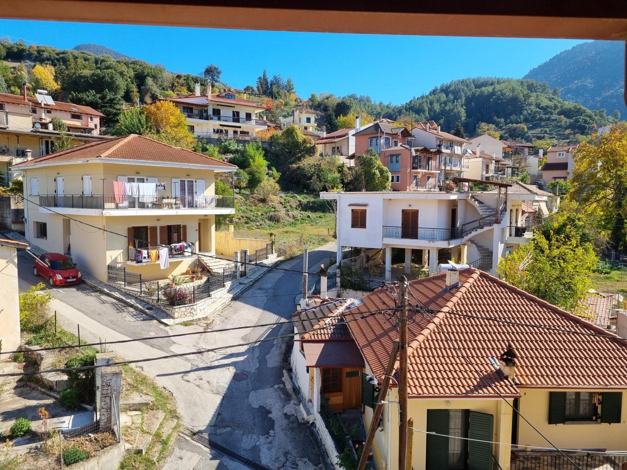 Kalavrita Krinides Apartment And Attics 외부 사진